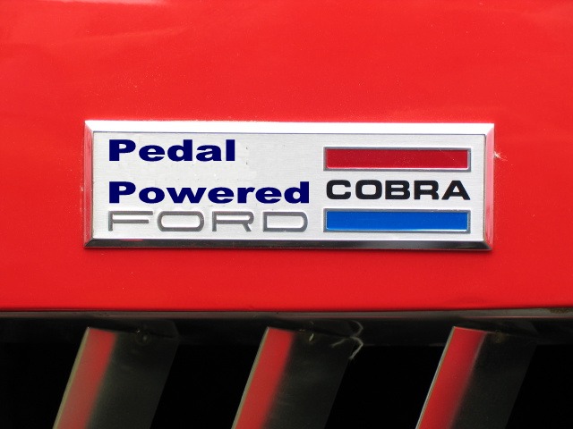 Cobra_Pedal_badge.jpg